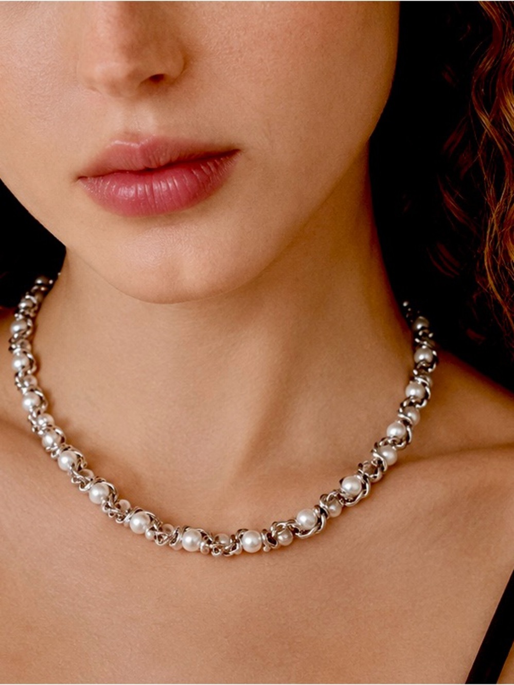 Elegant Silver and pearl Chain Necklace - Silver
